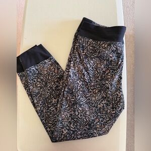 Athleta Trekkie Pants - Size 10
